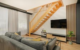 Komeda Apartment hidden in Poznań Old Town by Noclegi Renters